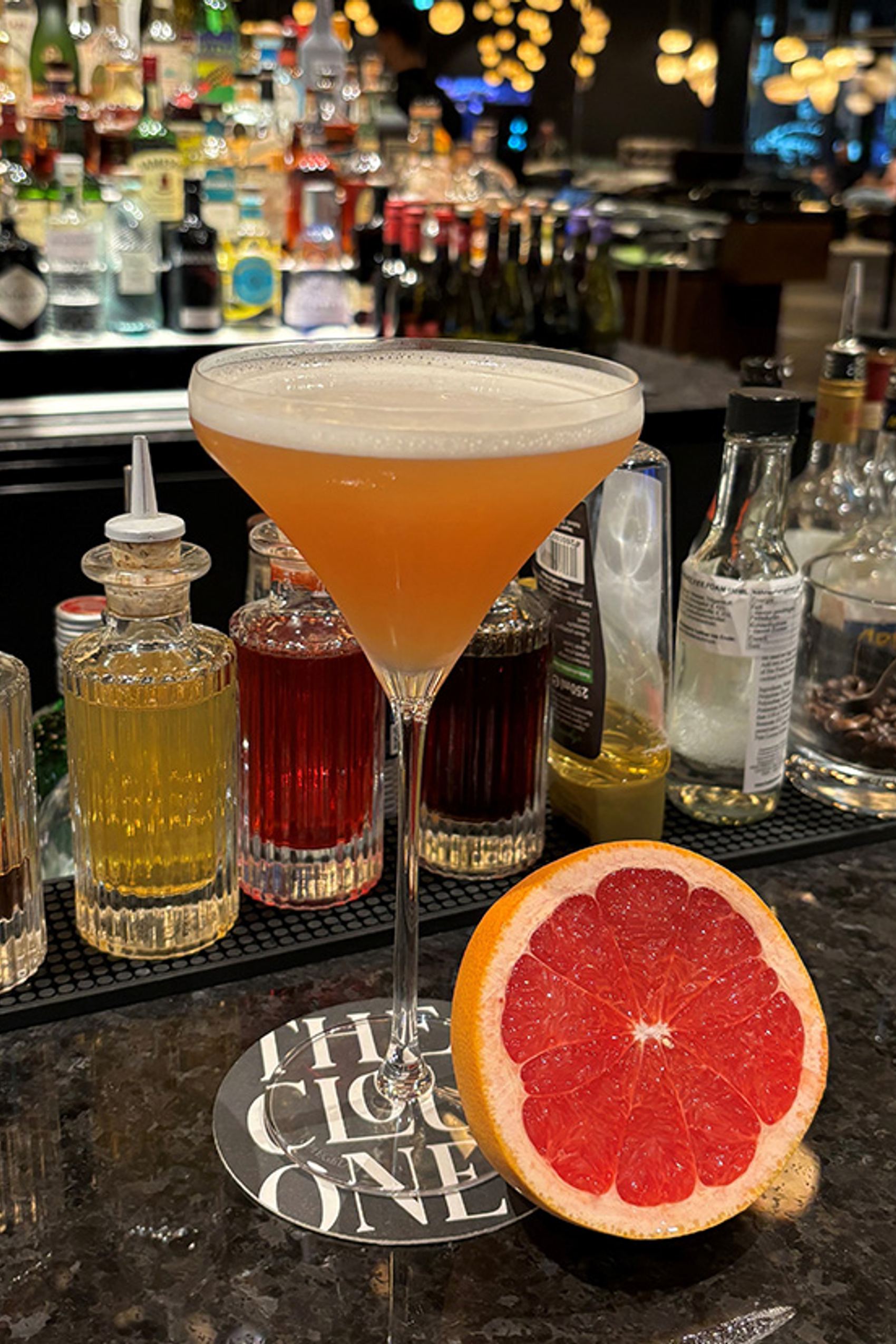 Hotel Hamburg Kontorhaus The Cloud One French Blond Drink Sounds in the Cloud