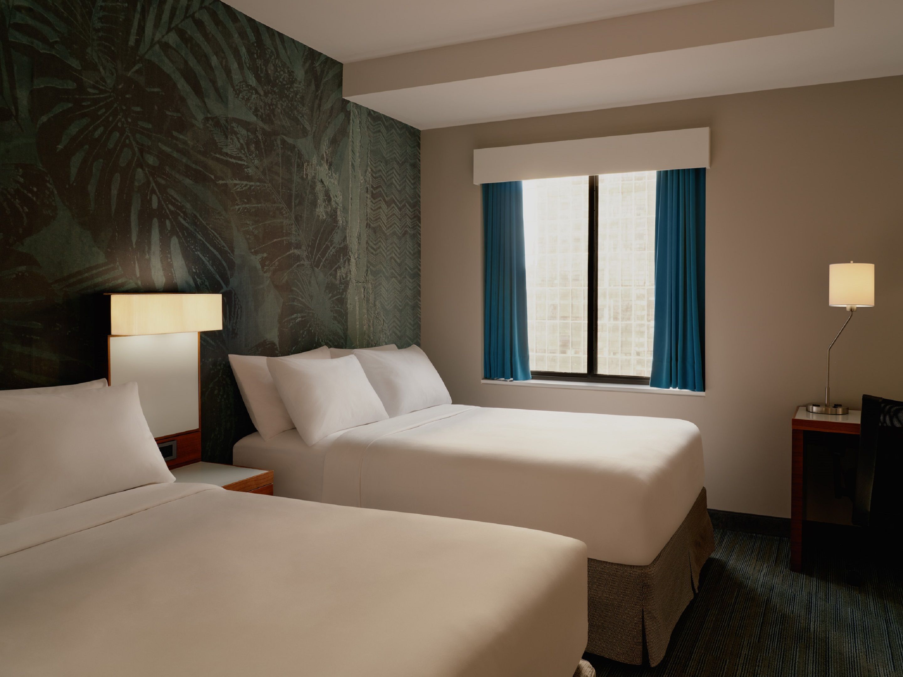 Designhotel New York Downtown The Cloud One zwei Betten in hellem Zimmer