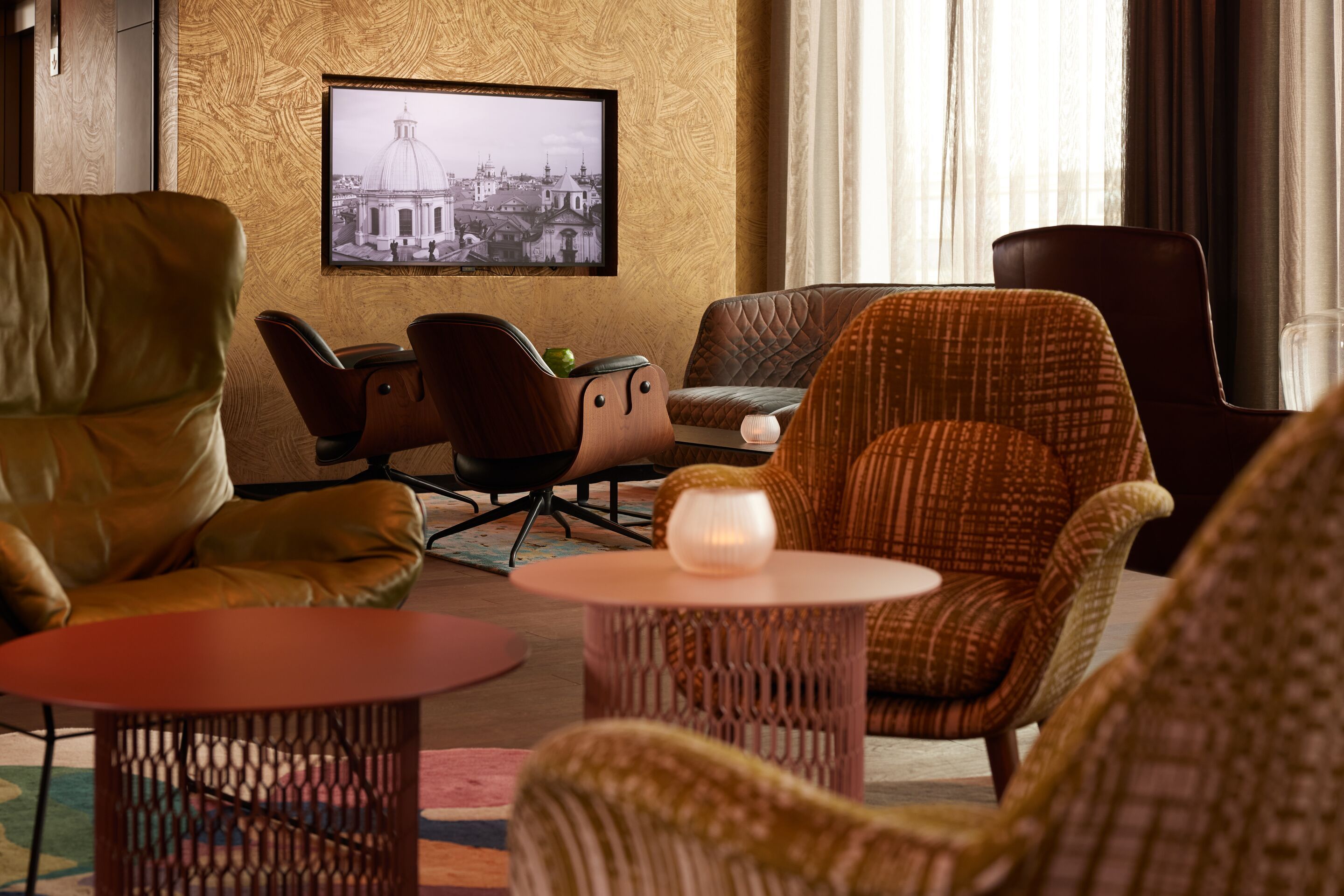Designhotel Prag The Cloud One Lounge mit Sitzgruppe