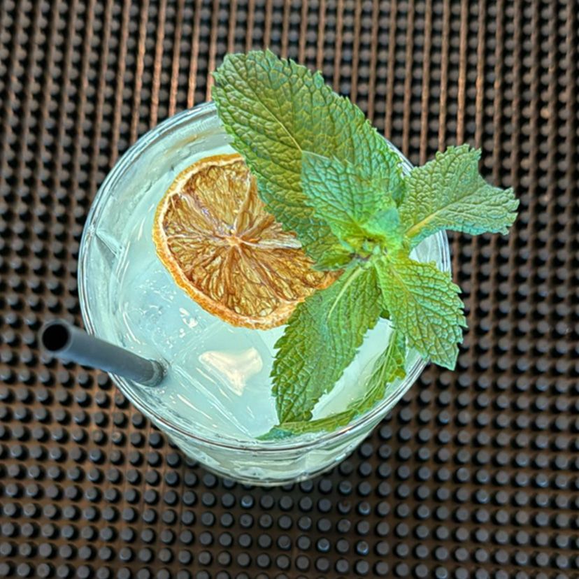 Designhotel Prag The Cloud One Sounds in the Cloud Special Drink La Passion