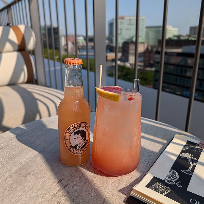 Hibiskus Paloma Special Drink Sounds in the Cloud Hamburg