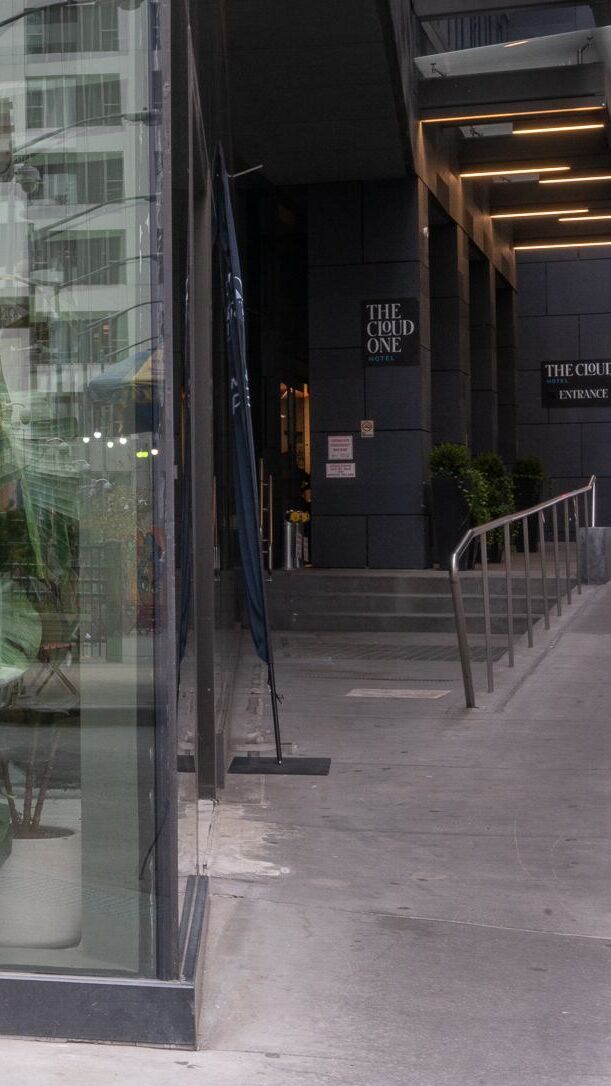 Hotel New York Downtown The Cloud One barrierefreier Eingangsbereich